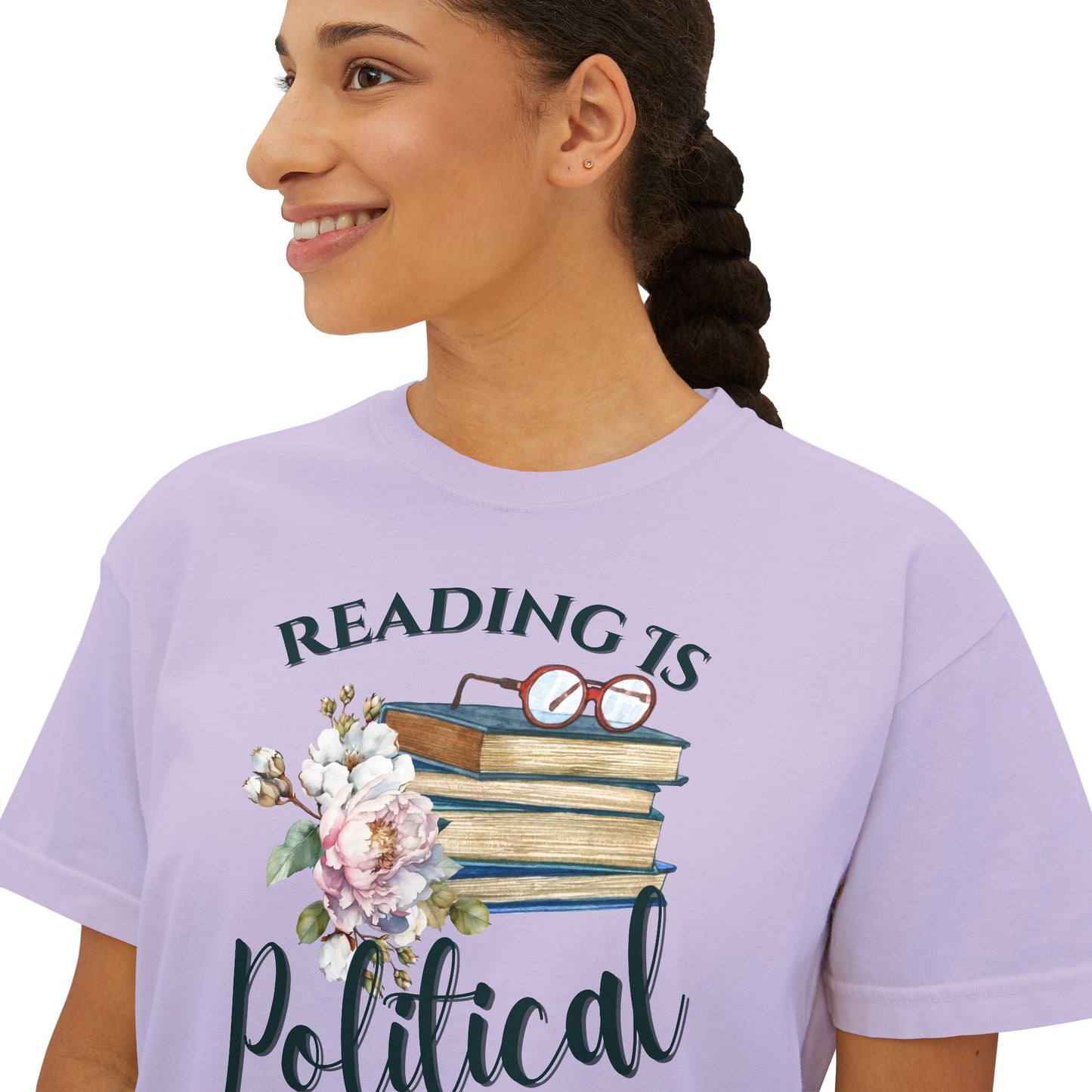 Reading is political Women's Crop Top