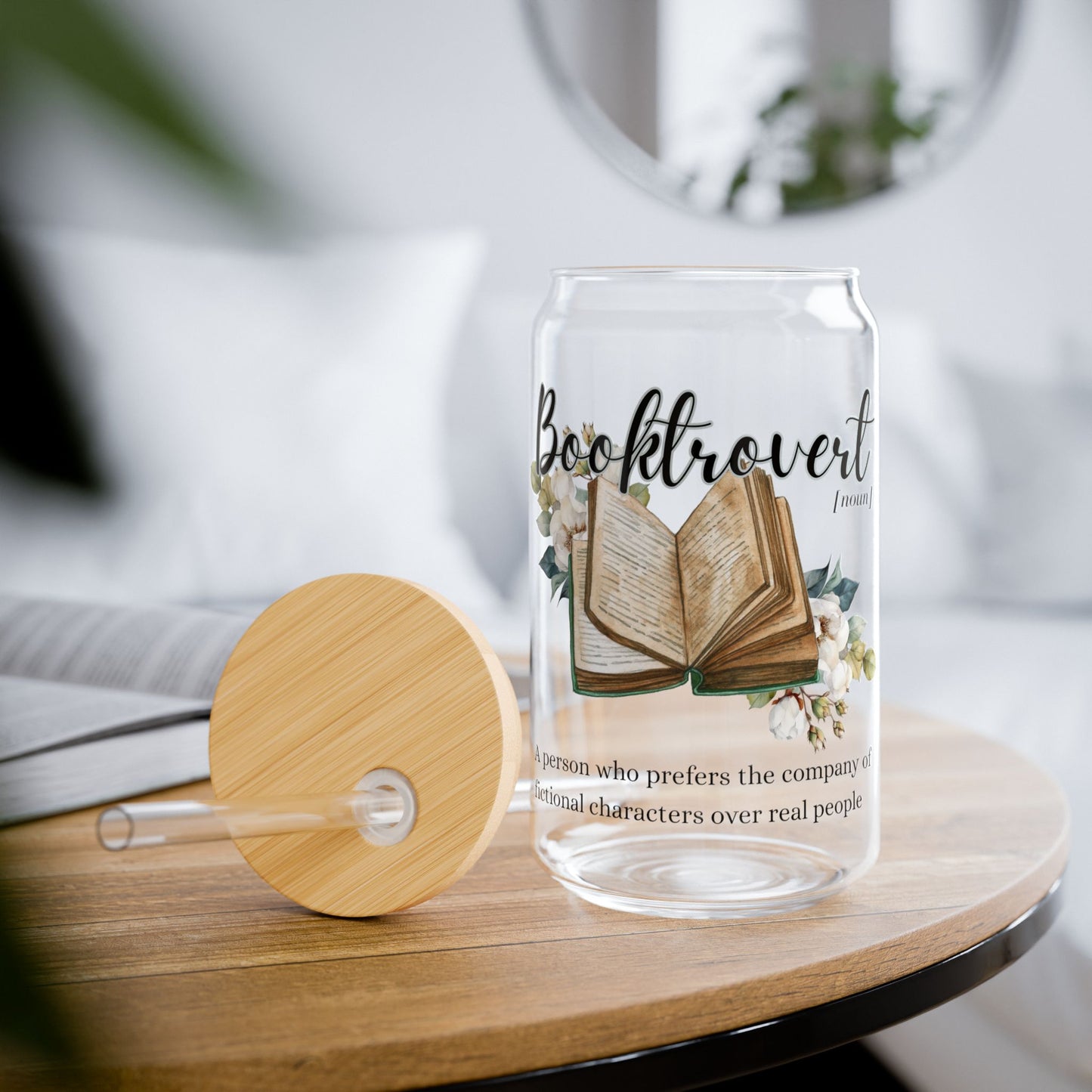 Booktrovert Sipper Glass